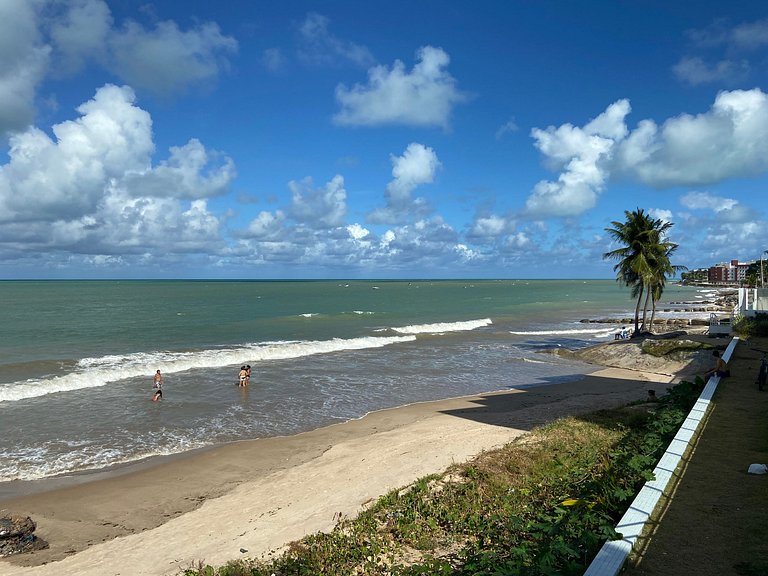 Bela Hospedagem - Beachfront Flat in Bessa with Incredible S