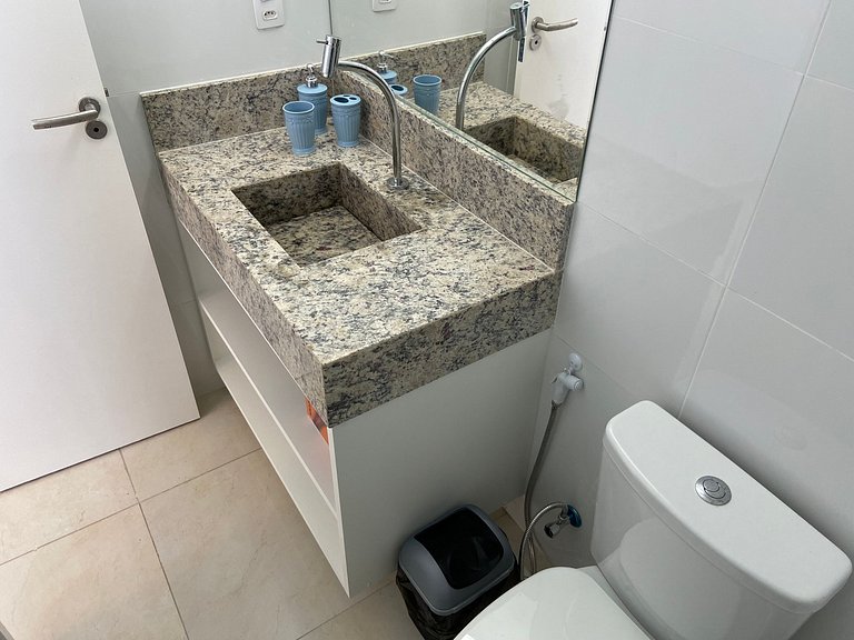 Bela Hospedagem – 2-Bedroom Suite Flat with Wi-Fi – Beachfro