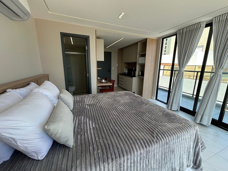 Bela Hospedagem - #402 Ciel Home, Vista Mar com Varanda Priv