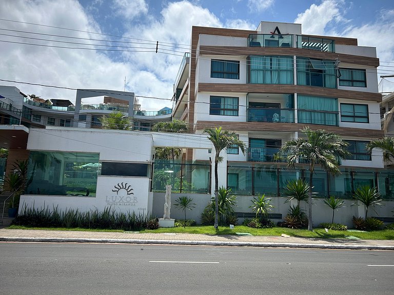 Bela Hospedagem - #302A Luxor Paulo Miranda, Frente Mar Cabo