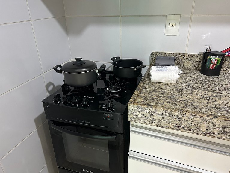 Bela Hospedagem - #302A Luxor Paulo Miranda, Frente Mar Cabo