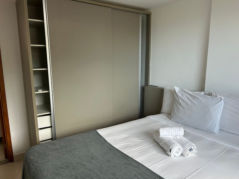 Bela Hospedagem - #302A Luxor Paulo Miranda, Frente Mar Cabo