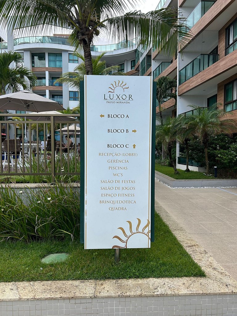 Bela Hospedagem - #302A Luxor Paulo Miranda, Frente Mar Cabo